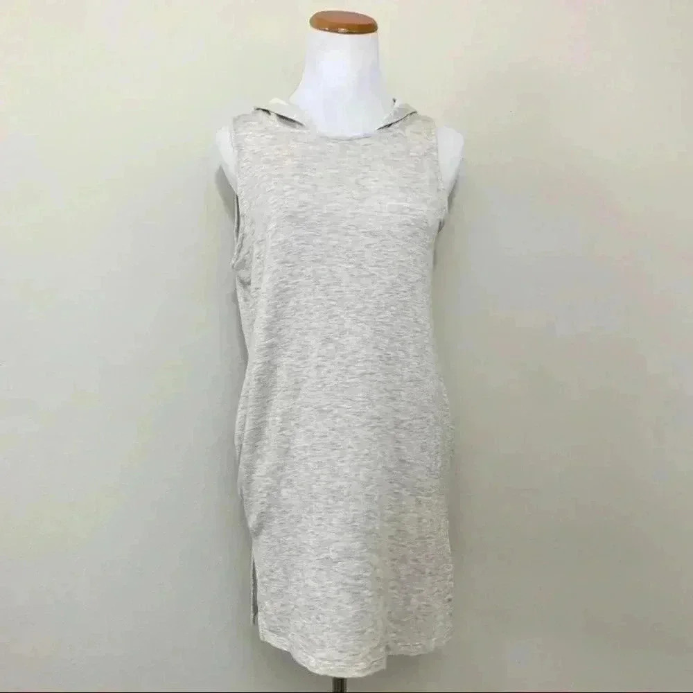 tresics beach tan sleeveless hooded tunic